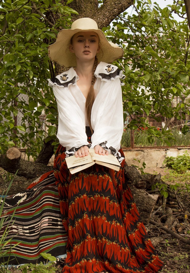 Юлиана, 21